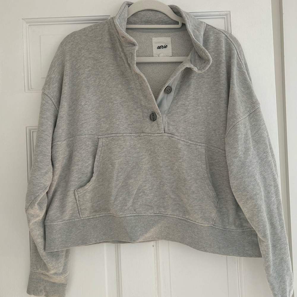 Aerie Quarter Button